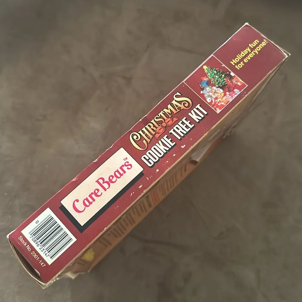 Wilton *VINTAGE* *SEALED* Care Bears Christmas Cookie Tree Kit